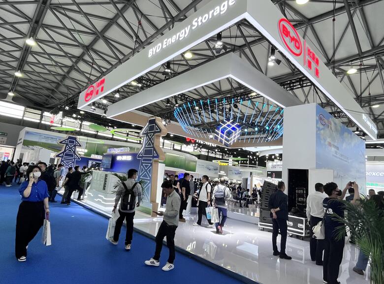 參展商該如何選擇展臺大?。空褂[展臺搭建服務商幫您排憂解難